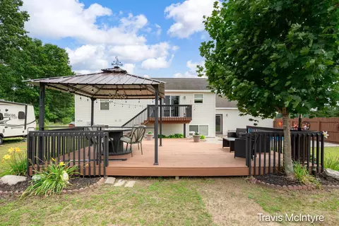 5979 N Whites Bridge Rd, Belding, MI 48809 photo 22