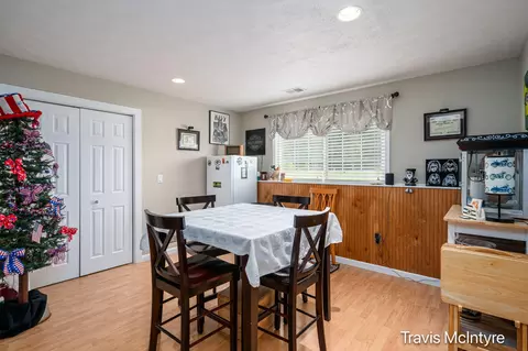 5979 N Whites Bridge Rd, Belding, MI 48809 photo 16