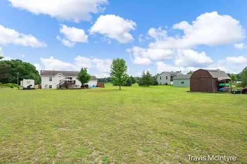 5979 N Whites Bridge Rd, Belding, MI 48809 photo 25