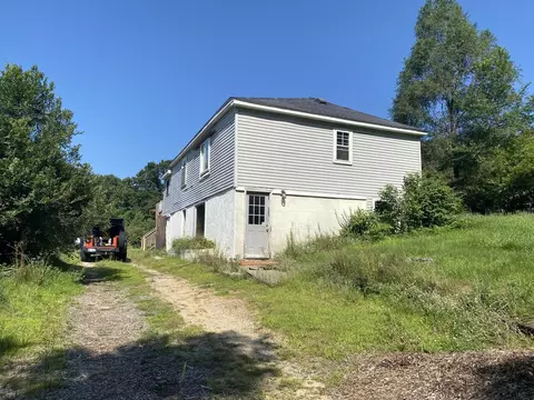 11200 S River Rd, Greenville, MI 48838