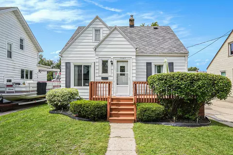 1529 Fremont Ave NW, Grand Rapids, MI 49504