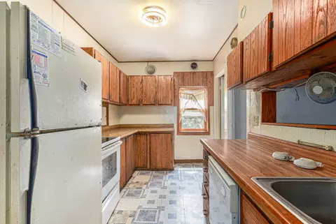 318 N Mill St, Stanton, MI 48888 photo 6