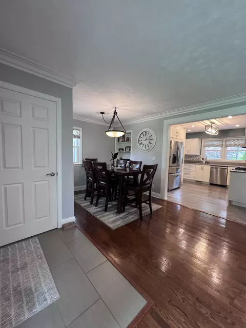 11418 E River Dr, Dewitt, MI 48820 photo 3