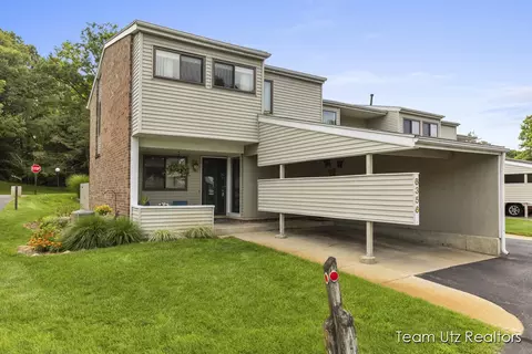 6356 Wainscot Dr Se 111, Grand Rapids, MI 49546
