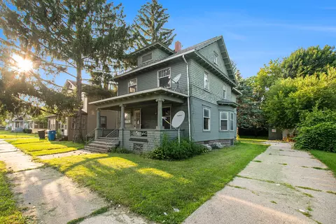 608 W Ganson St, Jackson, MI 49201