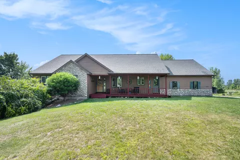 21641 Centennial Dr, Conklin, MI 49403