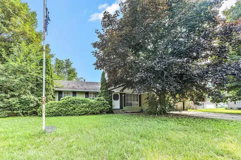 1664 Downing Ave, Dorr, MI 49323