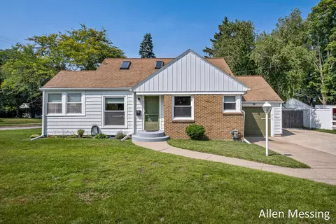 801 Aberdeen St NE, Grand Rapids, MI 49505
