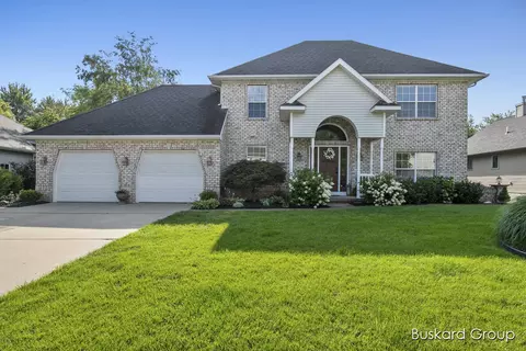 5530 Thoroughbred Dr SW, Wyoming, MI 49418