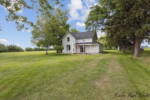 7659 E Fillmore Rd, Ithaca, MI 48847 photo 4