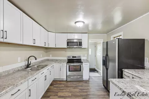 7659 E Fillmore Rd, Ithaca, MI 48847 photo 9