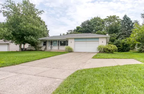 6892 Bonnie Ave SE, Kentwood, MI 49508