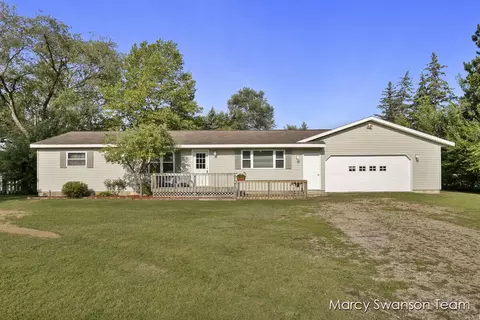 4176 Ranchero Dr, Dorr, MI 49323