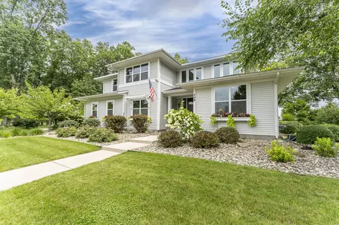 308 Grove St, Portland, MI 48875