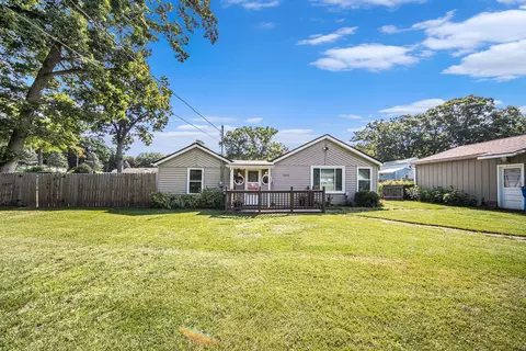 523 Bagg Ave, Jackson, MI 49203
