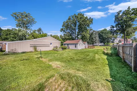 523 Bagg Ave, Jackson, MI 49203 photo 3
