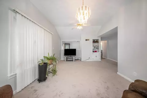523 Bagg Ave, Jackson, MI 49203 photo 7