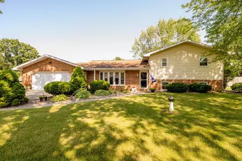 5985 Echo Rdg, Stevensville, MI 49127
