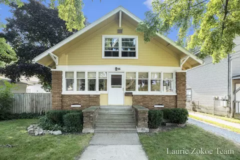 56 Eastmanville St, Coopersville, MI 49404
