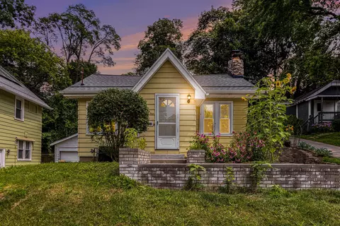 124 Fuller Ave NE, Grand Rapids, MI 49503