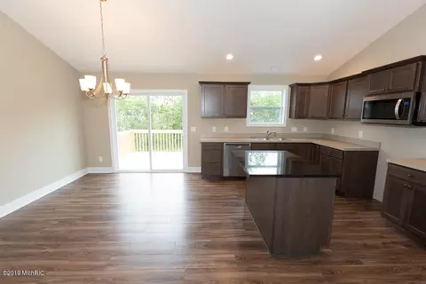 3498 Breezewood Ct SE, Kentwood, MI 49512