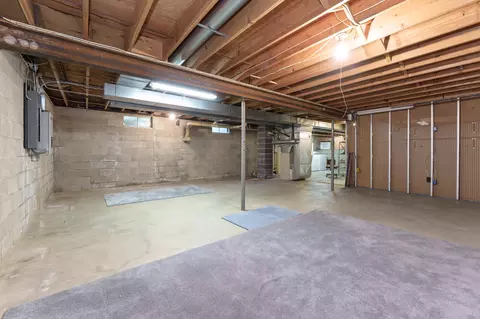 6411 Ormada Dr, Kalamazoo, MI 49048 photo 24