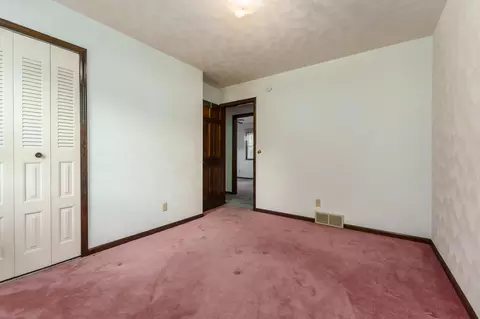 6411 Ormada Dr, Kalamazoo, MI 49048 photo 17