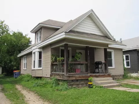 1925 Francis Ave SE, Grand Rapids, MI 49507