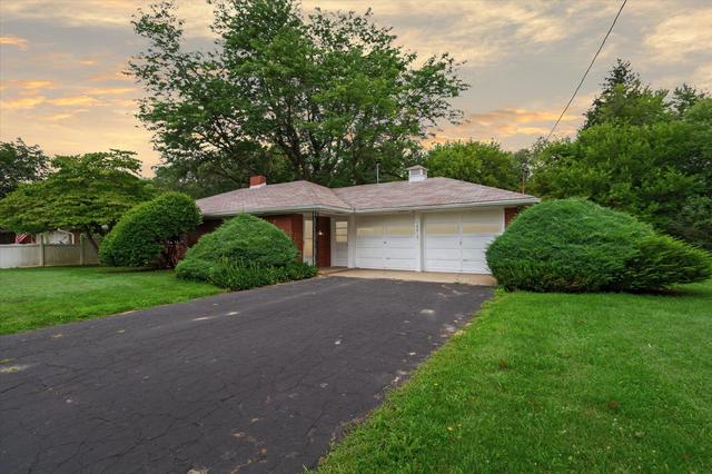 16615 E Augusta Dr, Augusta, MI 49012