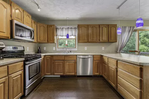 6472 Jordan Rd, Jackson, MI 49201 photo 3