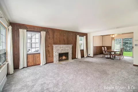 2224 Monroe Ave NW, Grand Rapids, MI 49505