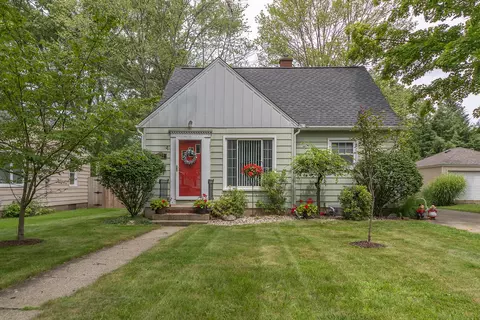 2922 Lorraine Ave, Kalamazoo, MI 49008