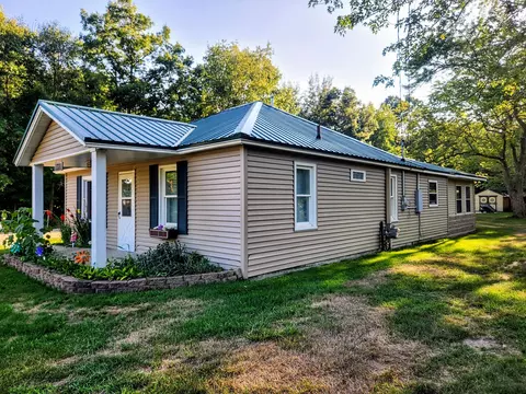 1591 S Sheridan Dr, Muskegon, MI 49442