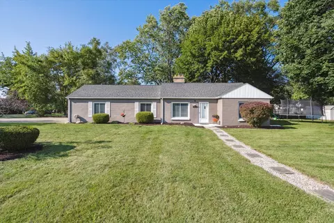 2610 Springcrest Dr, Jackson, MI 49203