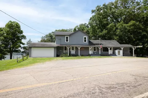 100 Portage Lake Rd, Munith, MI 49259