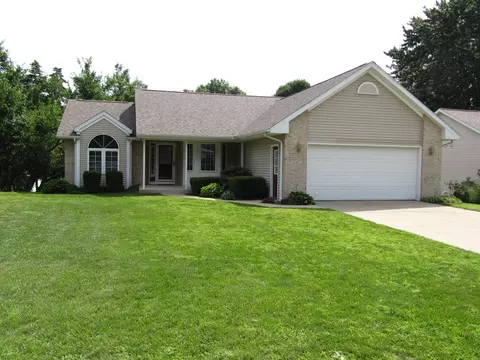 2567 Chestnut Ridge Ave, Portage, MI 49024
