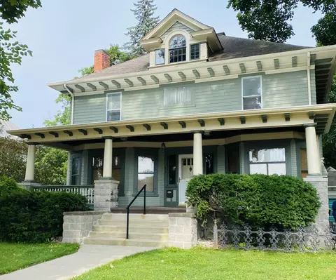 410 S Clay St, Greenville, MI 48838