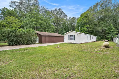 854 55th St, Pullman, MI 49450