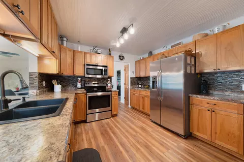 234 8th St, Plainwell, MI 49080 photo 10