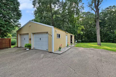 234 8th St, Plainwell, MI 49080 photo 41