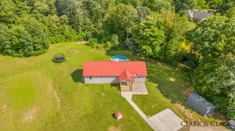 1324 N Elm St, Bailey, MI 49303