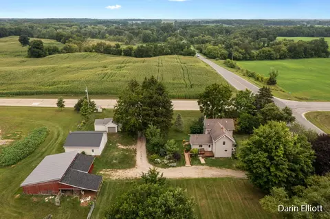 2473 Jefferson Rd, Ionia, MI 48846