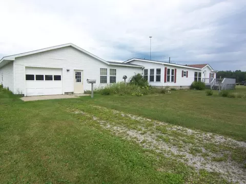 8101 20th Ave, Sears, MI 49679