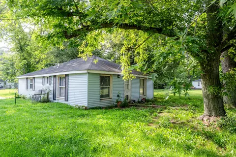 1301 Pearl St, Benton Harbor, MI 49022