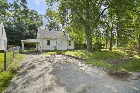 125 Comstock St, Jackson, MI 49203 photo 2