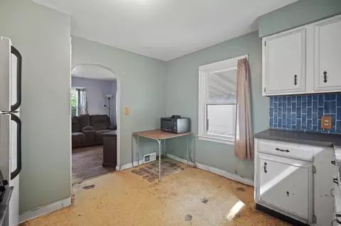 125 Comstock St, Jackson, MI 49203 photo 8