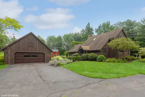 9171 Holden Rd, Baroda, MI 49101