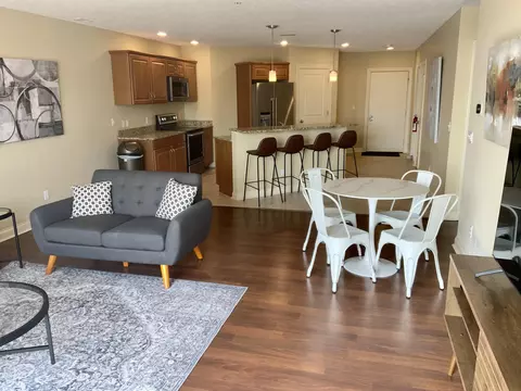 1221 Broad St #2, St. Joseph, MI 49085
