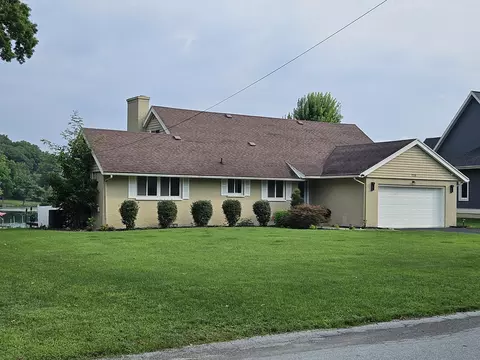 7335 Driftwood Dr SE, Ada, MI 49301