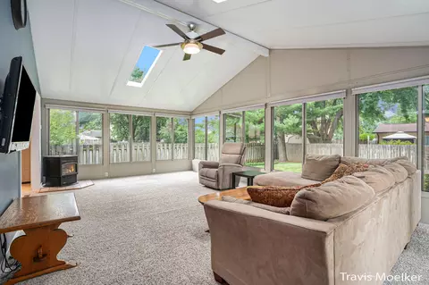 7269 Windgate Dr, Jenison, MI 49428 photo 9